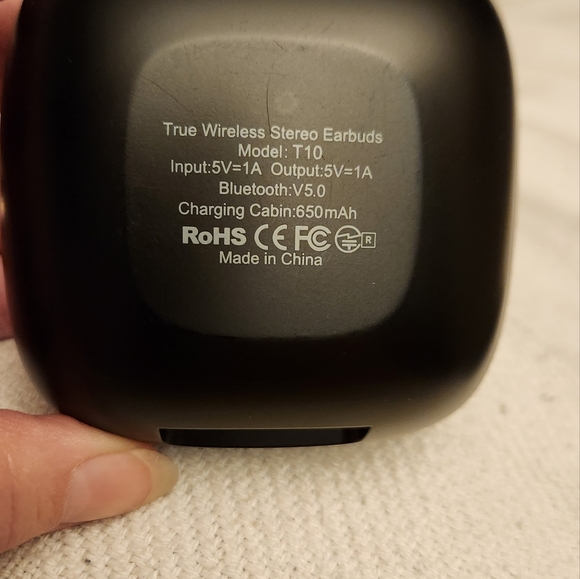 NIB Wrap around the ear Bluetooth Earbuds/Earphones - Picture 12 of 13